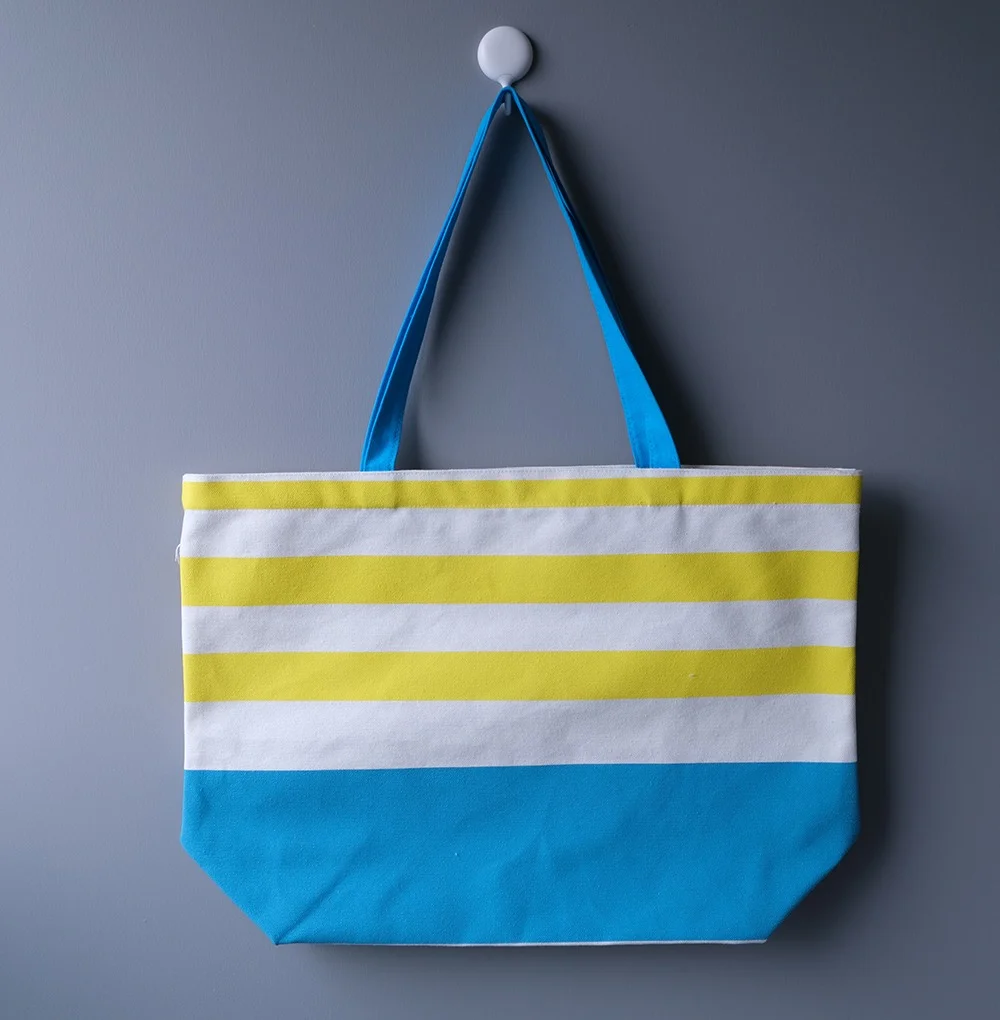 Classic plaid fashion design large capacity cotton canvas beach bag with metal push button - CT23A032 - Detail