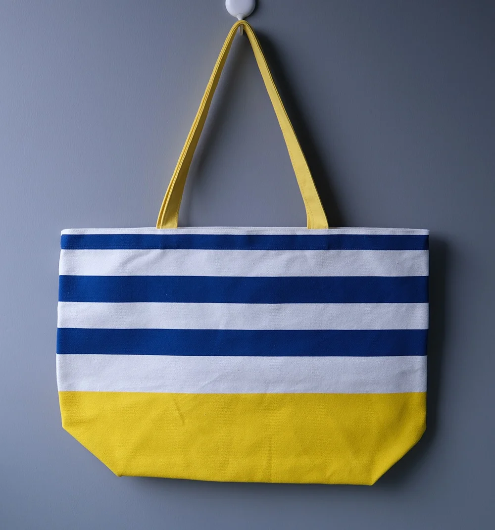 Classic plaid fashion design large capacity cotton canvas beach bag with metal push button - CT23A032 - Detail