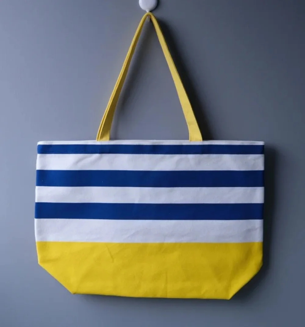 Classic plaid fashion design large capacity cotton canvas beach bag with metal push button - CT23A032