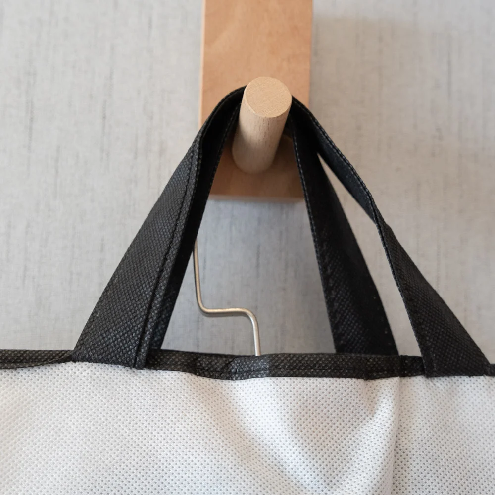 Custom logo foldable dust proof clothing cover suit storage bag for dress - SC23R004 - Detail