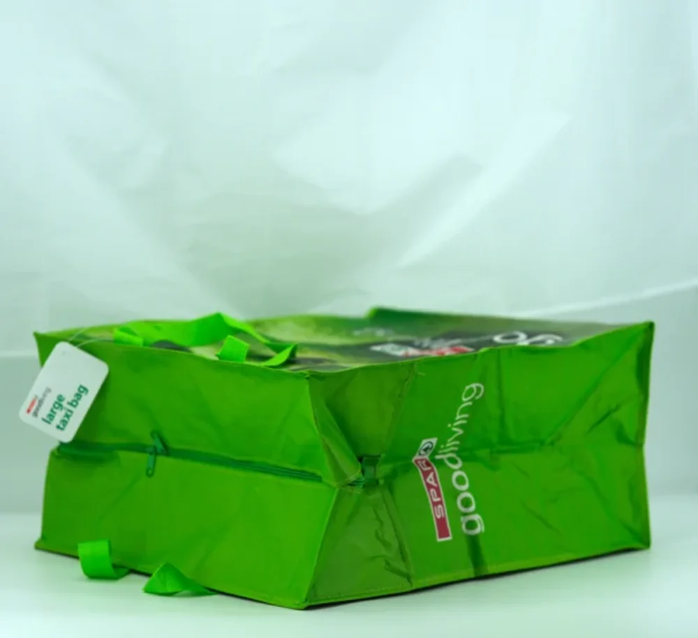 Furit design SPAR Recycled Large Taxi Bag - SP23A001 - Detail