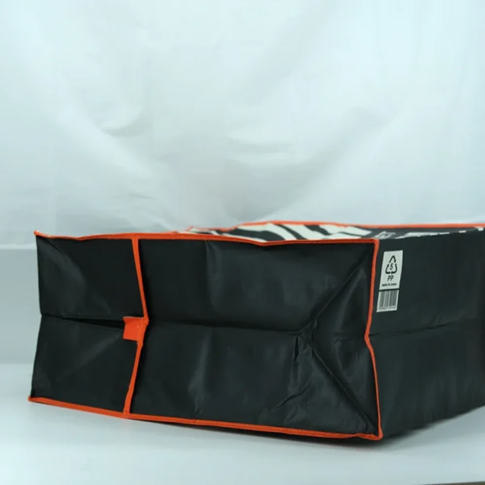 Leopard & Zebra Print RECYCLED TAXI BAG - SP23A002 - Detail